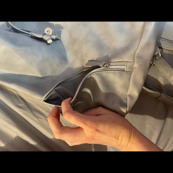 sold🤍🌙 - Picture 4 of 4